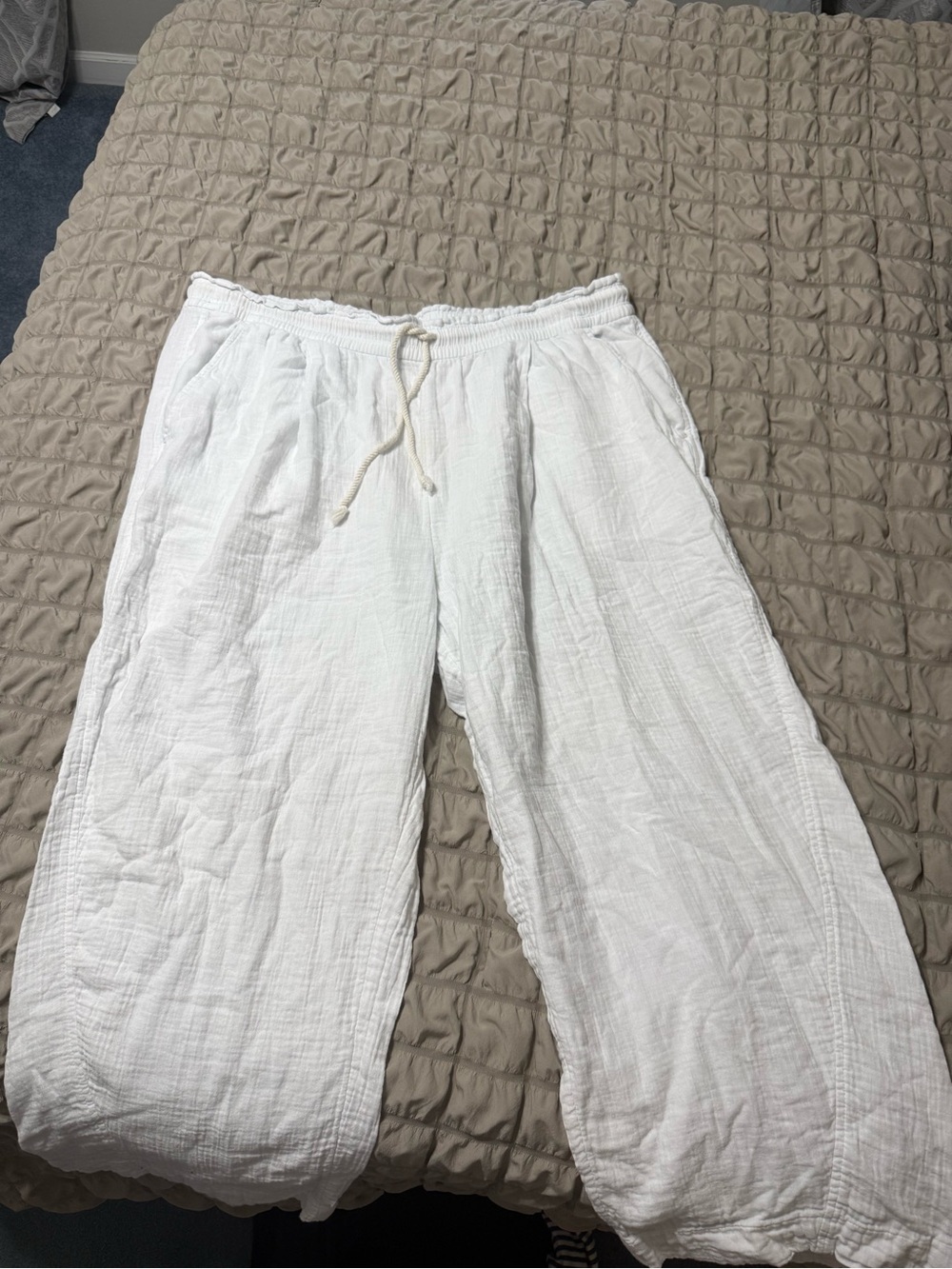 Old Navy White Linen-Blend Drawstring Joggers